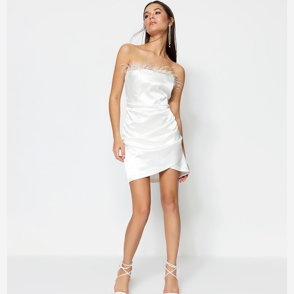 White silk dress with feathers